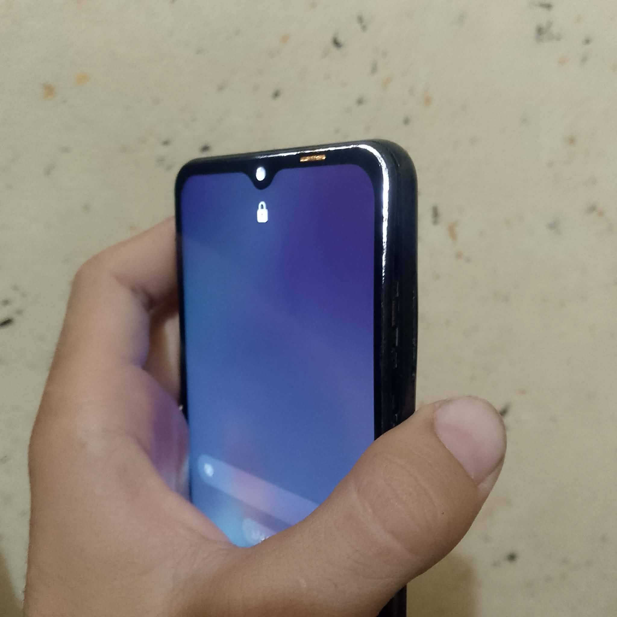 سلام عليكم متاح جهاز A 12 جهاز نضيف فقط مبدل شاشه والضهر ماله مثل مموضح بل صوره خالع ذاكره ٦٤ سعره قفل ٥٠ مكاني بعقوبه المفرك الشراي يخابر ***********
