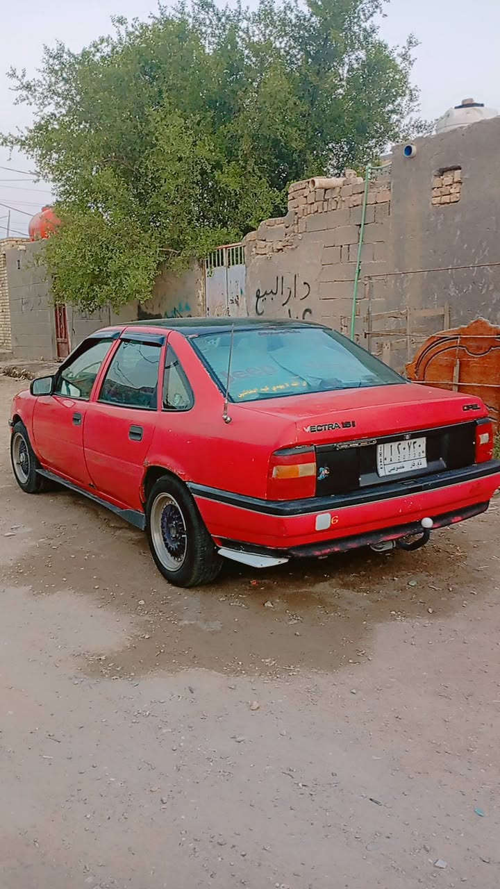 من رخصة الادمن سياره أوبل فكترا للبيع سياره جاهزه السعر 30

نص مكتوب في الصور:
- WOW