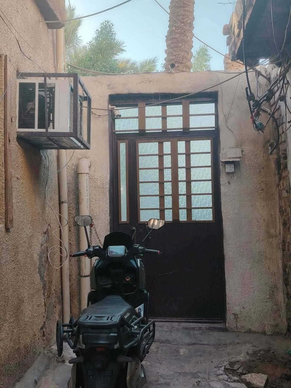 قرب جامع المهدية • ٢٣٩م • نصف الدار