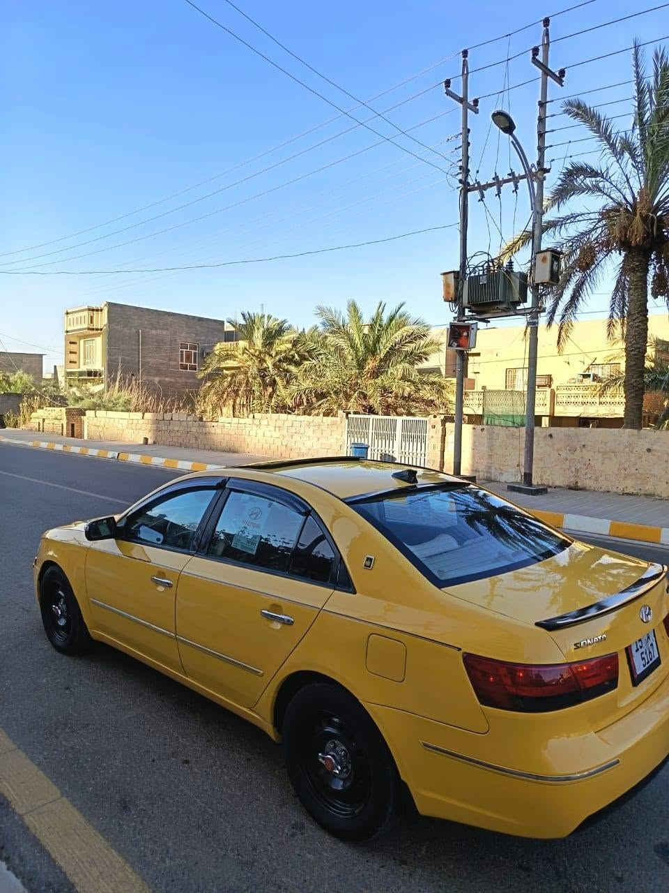 سوناته 2009 خليجي رقم  انكليزي هزه سنويه جديده
كفاله شواصي لغد حوض تكم قماره... بيها طخه بسيطه حك شبر جاملغ خلفي... صبغه جديده

مكينه 2400 دوش المرغوب مبدله حاويه جديده
كير ومكينه مكفولات
مواصفات فول.. فتحه سلايت.. تحكم ستيرن جهتين كروز سرعه.. يدات نيكل بلادي.. قفل مركزي

تبريدها شغال ثلج...صدرها جديد الأمامي والخلفي
جواها تخم تاير جديد
السياره حيل نظيفه وجاهزه كل نقص مابيها بالعافيه عل ياخذها

السعر 95  وبيها مجال للشراي
مكان السياره فلوجه حي العسكري قرب سيطره الموظفين
*********** واتساب

***********
