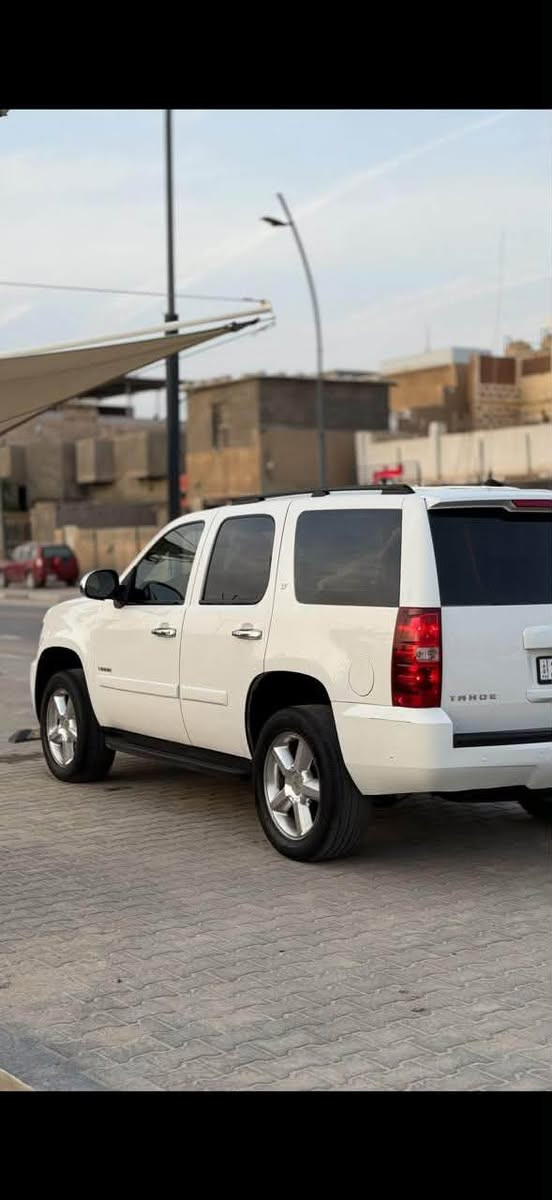 للبيع تاهو  2007 ادووووات 
كفالة من الكص  صبغ جاملغ فقط بيع سريع 
العنوان الناصرية 
السعر 
 ( 60) مال مستعجل 
***********
