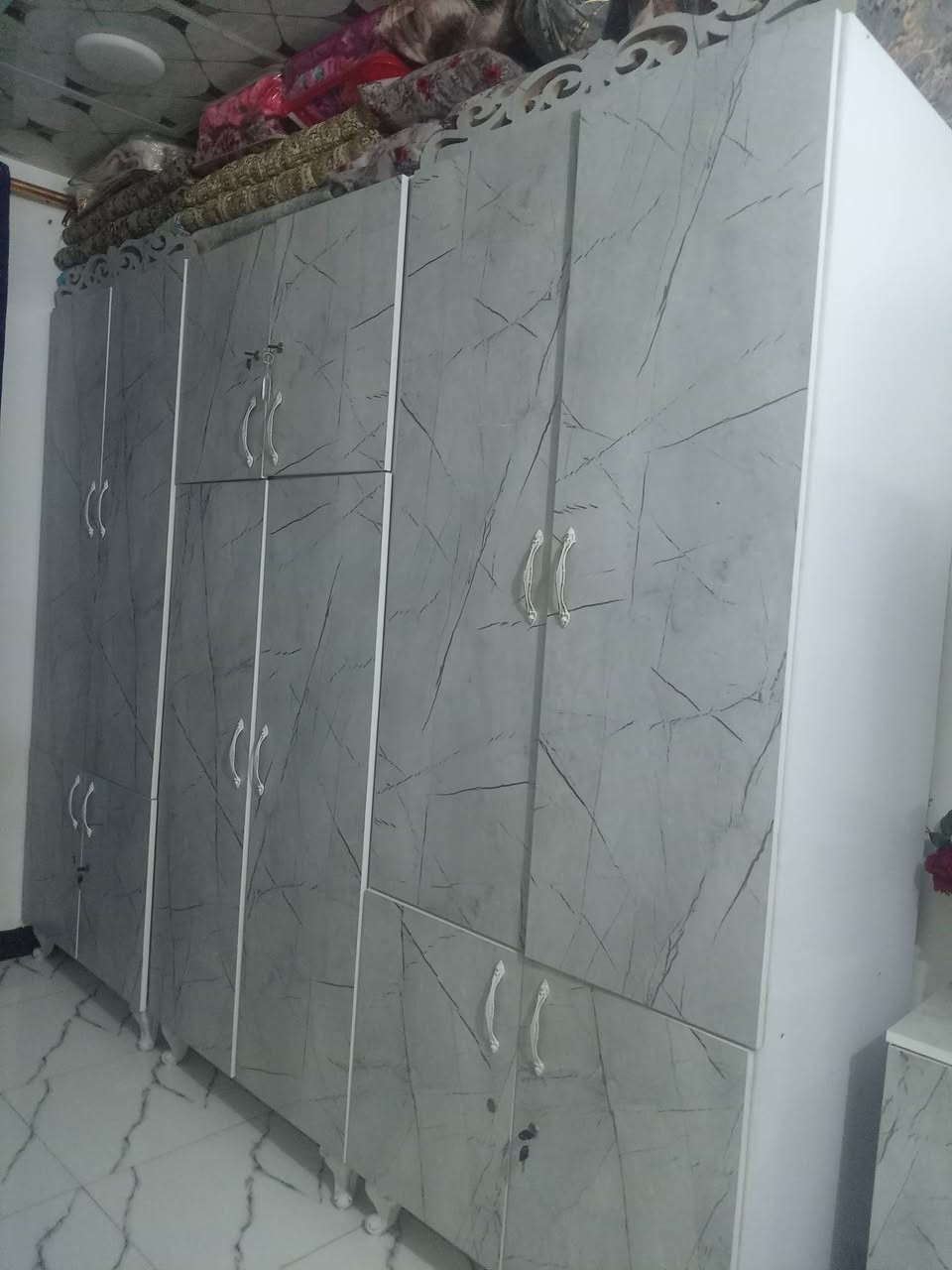 غرفة نوم جديده مستعمله شي قليل سعر 450 الاتصال ع رقم /***********

