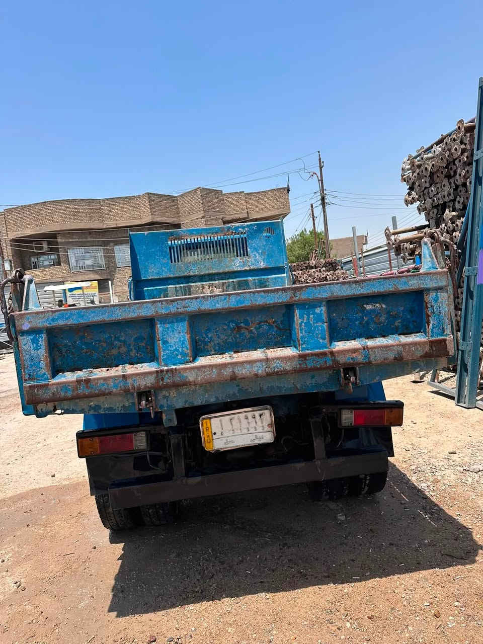 كنتر موديل 92 للبيع 🚚
• قمارة  جديدة وبدي جديد.
• الشاصي سليم، السيارة كاملة وشغالة مال سكلة وما محتاجة شيء.
• شرط التحويل وباسمي 
رقم مشروع وطني تتحويل اي مكان 
📍 الموقع: بغداد - البلديات
📞 رقم الهاتف: *********** متوفر واتساب
