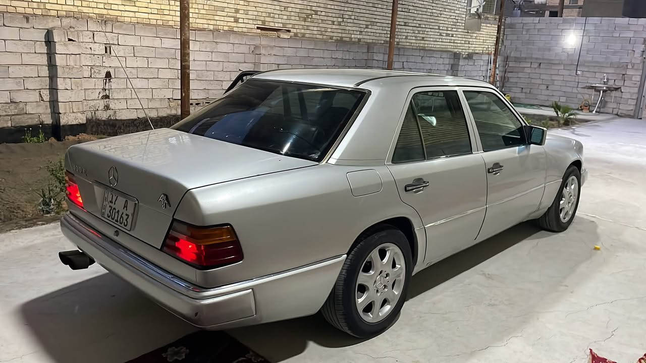 مارسدس دب 1990محرك عنكبوت 300
تبريد شغال 
كهربائيات
تخم تاير
لايت زنون
رقم دولي باسمي
السعر (55)
***********
