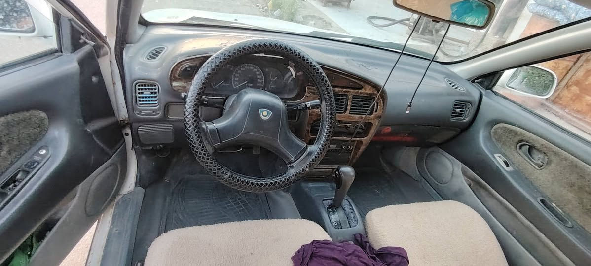 بروتون ويرا سياره فقط بيها جرخه بلسلف اول مادير ومكينه وكير نظيفات حداديه جديده كهربائيات كلها شغاله سياره ابيع ادوات لان رقمها فحص مؤقت اتكفل سرقه وعشاير وهذا رقمي *********** عنواني ناصريه الفظليه سعرها ١٥ ورقه
