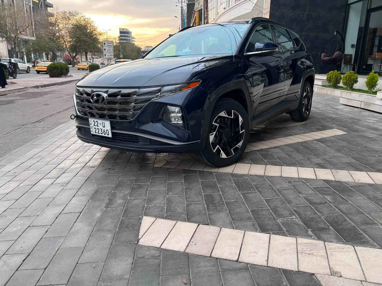 HYUNDAI TUCSON 2024 
هيونداي توسان 2024 
  
محرك 2500
الموديل2024
جديده اخت الزيرو
 تراي زيرووو
           
           ====== الاضافات👇👇

فتحه بانوراما 
شاشه كبيره نفكيشن
بصمه
ماشيه 18 mil
رادار امامي + خلفي + جانبي
قياديه ذاتيه
توقف ذاتي
مانع تصادم
تحديد مسار
نقاط عمياء
كامره خلفيه
كراسي  جلد 
كرسي كهرباء 
كراسي تدفئه
ستيرن تدفئه
مثبت سرعه
تحكم ستيرن
نظام قياده ذاتيه
تشغيل عن بعد سياره
هاند بريك كهربائي
اوتو هولد

دفع رباعي 4X4
باب خلفي صندوك كهرباء
اضويه اماميه زنون LED
كشافات ضبابي LED
اضويه خلفيه LED
نظام GPS خرائط
3 انظمة قياده NORMAL/ECO/SPORT
بلوتوث 
مدخل USB + AUX

للتواصل /  ***********
