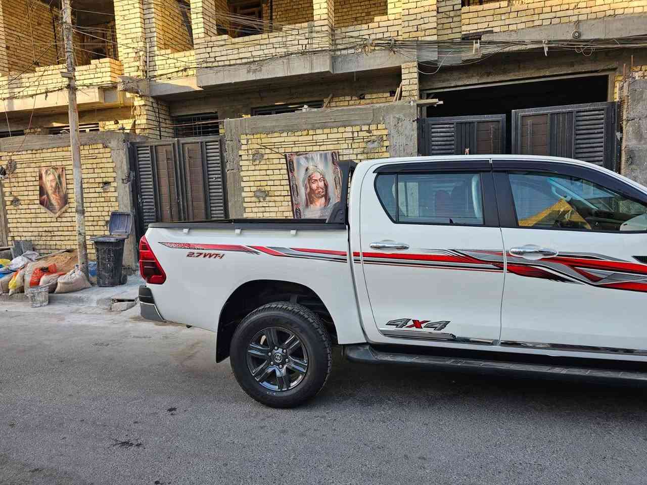 هايلوكس موديل 2025 زيرو
علماً السيارة ما ماشية
 
 وكالة ساز العراق 
علماً السيارة رقم اربيل 
علماً السيارة في بغداد 

السيارة فول مواصفات 4×4

بانزين كير اوتاماتيك 

للاستفسار عن السعر  ‎***********
