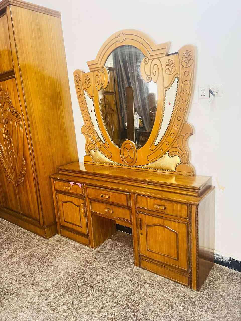 سلام عليكم مكلف بلنشر غرفه صاج تسكام ظهر جرجوبه داخل وخارج صاج ٥ملم السعر ٩٠٠وبيها مجال العنوان شارع ٨٠  للإستفسار ***********
