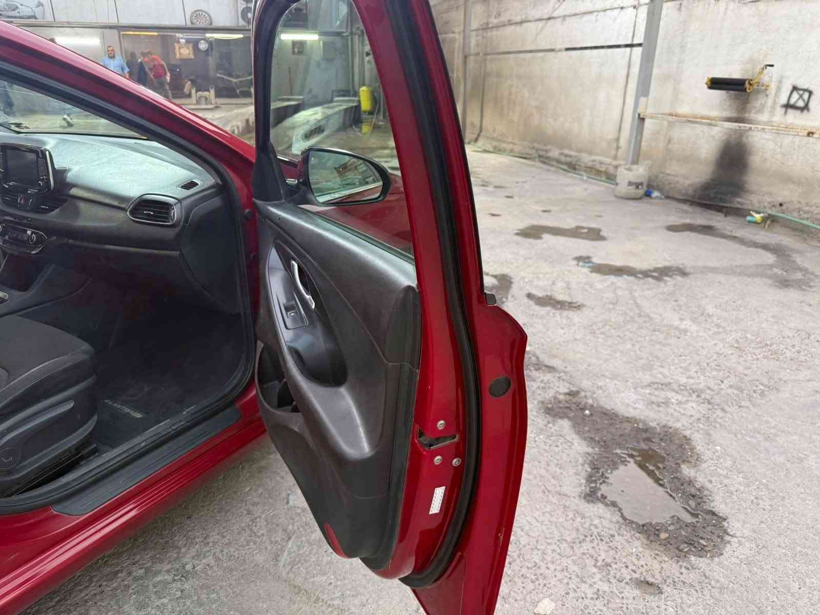 مساء الخير
الانترا للبيع سيارة جديدة
العنوان فلوجه 
*********** واتساب
***********
