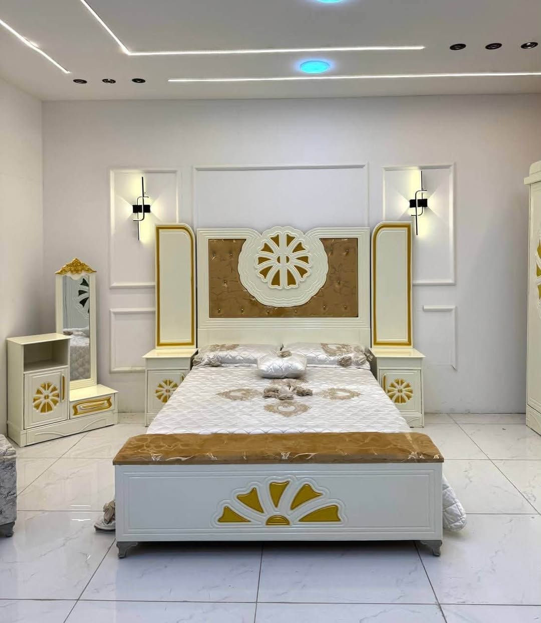 حصرياً الموديل الجديد♥️

السعر مليون دينار فقط 😍

غرفه نجاره قتصاديه 🛌

متكونه من 9 قطع مميزه ⭐️

الكنتور ارتفاع 240 طول 320 ⏫

مع الزاويه مجموع الطول 4 امتار 

السمك الخارجي للغرفه 5 ملم انديف

والسمك الداخلي 3 ملم معاكس ابيض

سعر الشازلون الخزان 75 الف 

سعر الشازلون المقعد 50 الف 

متوفر توصيل وشد داخل بغداد 😊

متوفر توصيل وشد لكافة محافضات العراق 🇮🇶
تواصل***********  
#غرف #ضمان #ثقه
