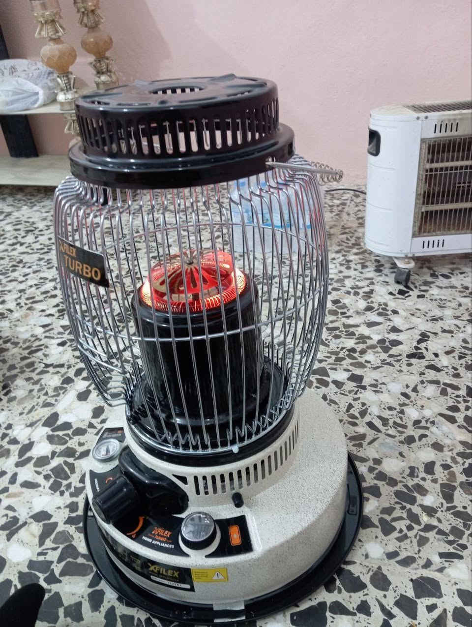 صوبه نفطيه للبيع مستعمله موسم واحد كفيلكم العباس مثل ما واضحه بالصوره بيع مستعجل المكان بابل سياحي رقمي *********** السعر 60 الف
