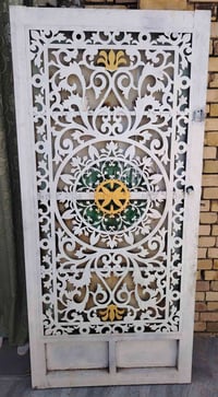 باب خارجي • نضيف • ٢م عرض ٩٧