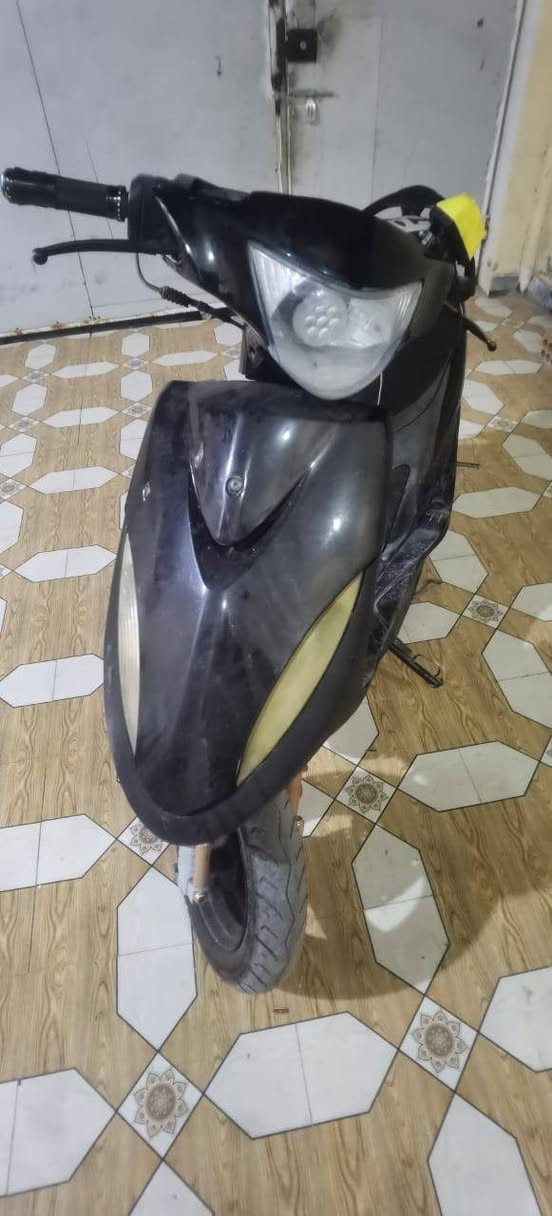 سلام عليكم ورحمة الله دراجه ماكس للبيع السعر 550بي مجال الدراجه بدلتلها محرك جديد شراي اتصال ***********
