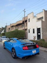 موستانك بريميوم • ٢٠١٧ • ٧٠ الف
