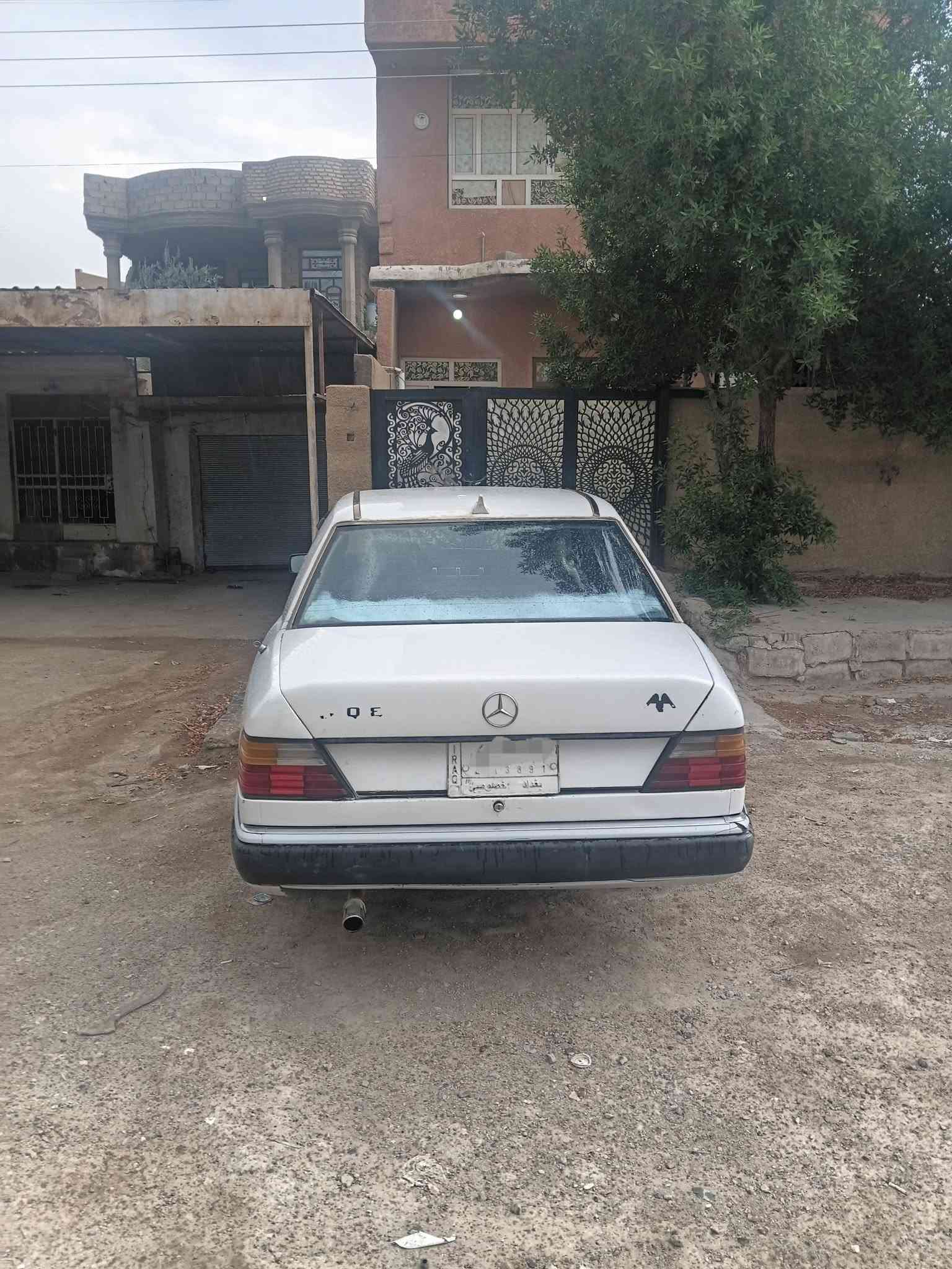مارسيدس ١٩٨٨ • مكينة ٢٥٠ • رقم بغداد