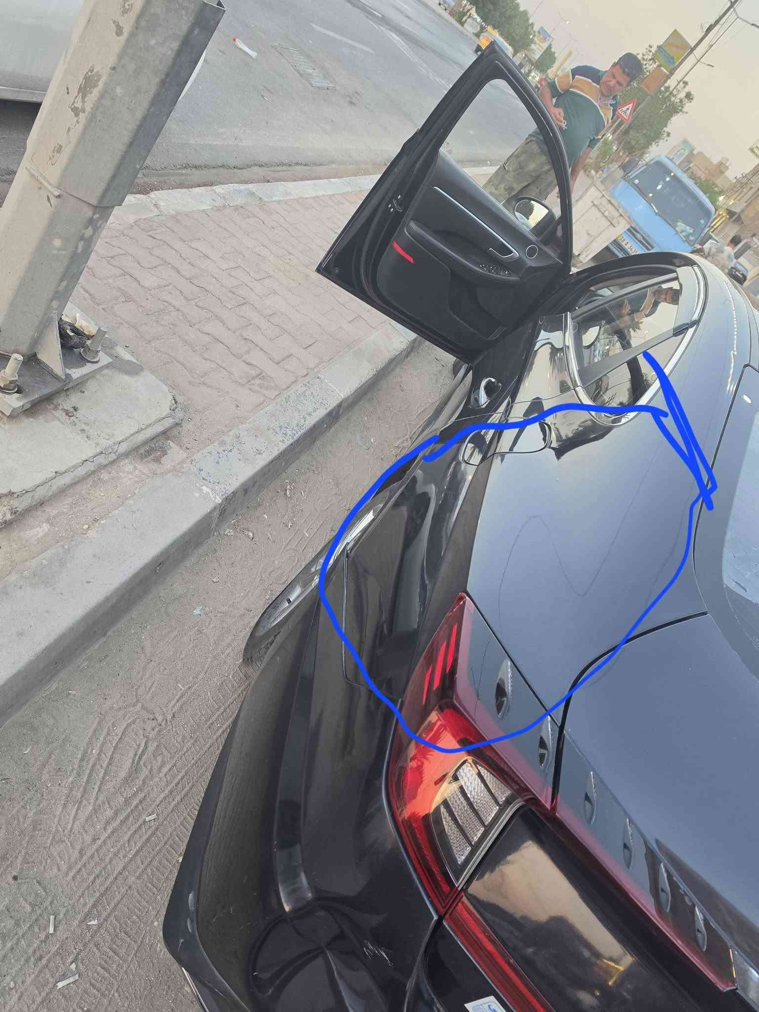 سوناتا 2022 وارد كوري غاز بلادي السياره ماشيه 55 الف مكفوله من الفتح والتبديل فقط صبغ بالجاملغ الخلفي كما موضح بالصوره  مواصفاته قياده ذاتيه مري شفط تحكم ستيرن مثبت سرعه نظام ECO اوتو هولد تبريد قطعتين السعر ١٥٥ للاستفسار الاتصال على ***********
