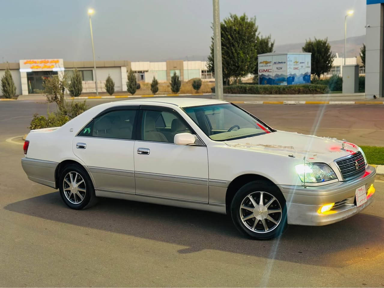 مەلیکە ساخ ساخ
٢٠٠١ ناوکارتۆن
پێشی ئەبووعیون دوای کریستاڵ
٢ دوگمەی تراکشن
ویلی نەجمە تایەی لۆک
چاڵوشوختو قوپاوی نییە
گێڕومەکینەو تەبرید بەشەرت
باڕکۆدی و کۆدی بەشەرت
یەک پارچەو پەڵەیەکی ئەورپا بۆیاخ
سعری کۆتای ٥٥ گەڵا
*********** Singapore
