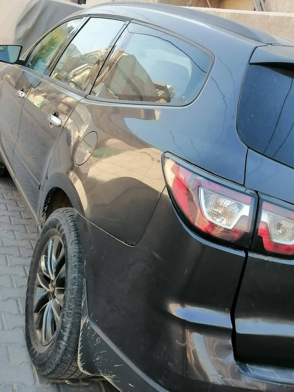 ترافرس ٢٠١٣ جاهزة كير محرك تبريد صدر حادثها بامريكا جاملغ ايمن جهة الصدر مبدل حادث بدون دواخل السيارة رقم بغداد الجديد بأسمي بيها مكانات صبغ ابيع حزام للاتصال *********** السعر 105 وبيها مجال.
