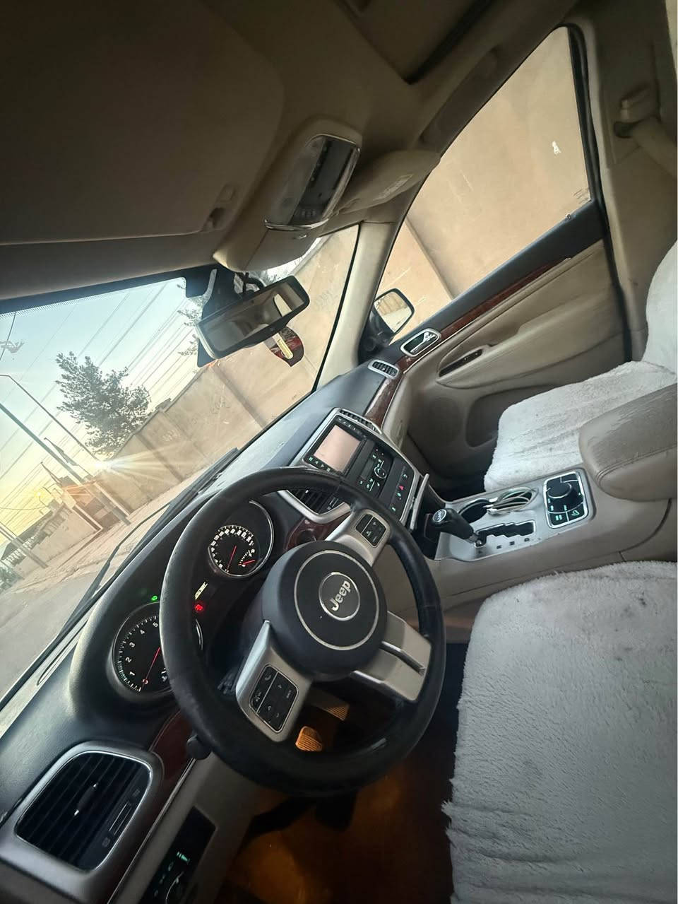 ٥٦وە رق حلوجە بروایە جێب بروایەلاریدۆ٢٠١٣
دەبڵ ئەکسل بۆفرۆشتن مەکینەو گێڕ بەشەرت  تا تەبریت ساردووگەرم ئیشەکات چوارجام کارەبا ئاوێنە کارەباکوشن هیتە ر سوکان هیتە سلاید فول موسفاتە توند تۆل سحری خوار بازار٥٦وە رقە 
***********
*********** رانية, السليمانية
