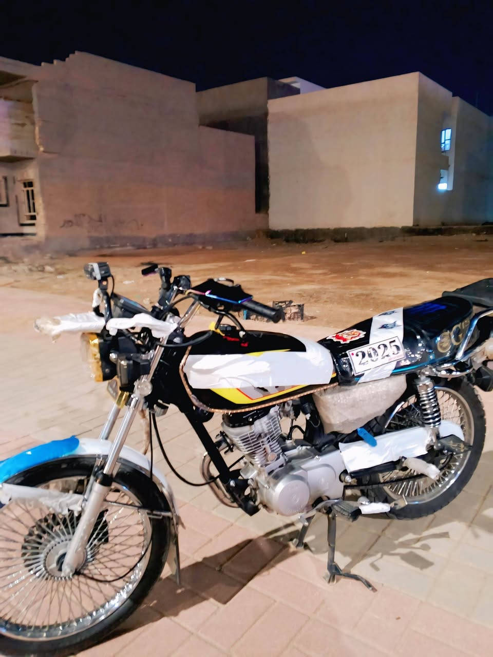 🏍️ للبيع دراجة تايكر موديل 2025

🔥 الموديل: 2025
💰 السعر: 900 ألف دينار عراقي
🤝 السعر بي مجال بسيط للجادين فقط

✅ الدراجة مثل ما موضحة بالصورة
📩 للاستفسار والتفاصيل، مراسلة خاص.
رقم ☝ ***********
البيع للجادين، والله يرزق الجميع 🌹
