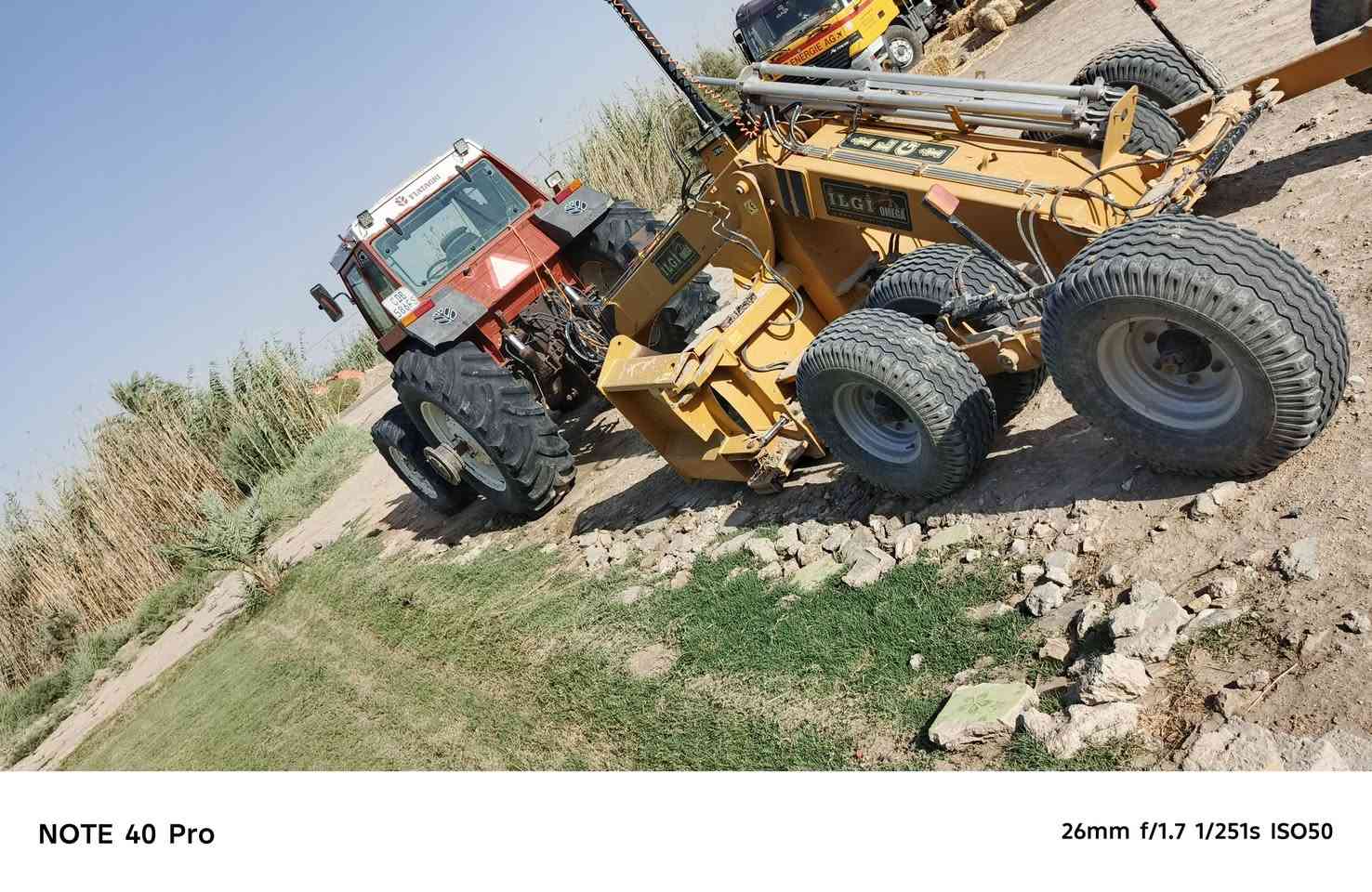 سلام عليكم مكينه فيات حجم 180البيع مع اليزر 4متر جاهزه العمل مكفوله كفاله عامه مكاني بابل جبله ملاحضه مكلف بلنشر الاستفسار ‏‪***********‬‏

