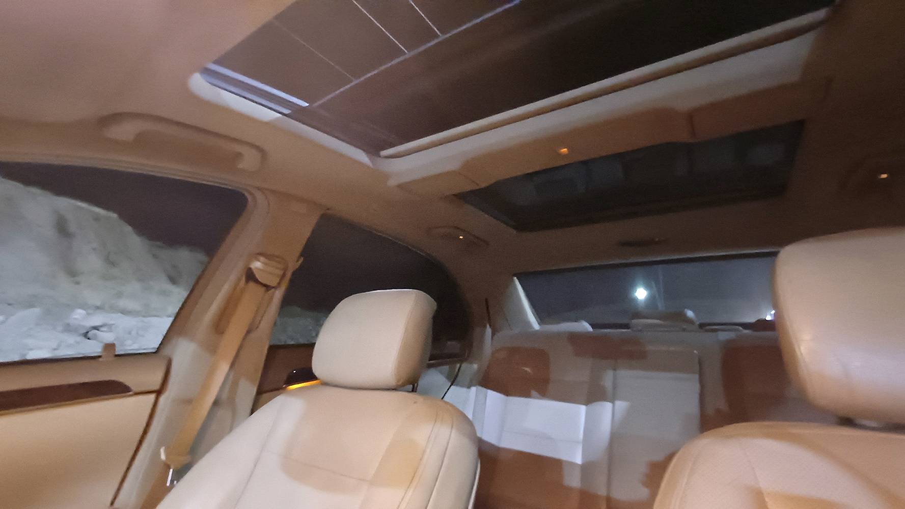 السلام عليكم  مرسيدس موديل 2013 . S550.فول موصفات  ما عدا ناضور ليلي.  5 قطع صبغ ابيعك صبغ حزام ... سنويه بسمي... السعر 185 بي مجال بسيط ..تواصل واتساب***********..