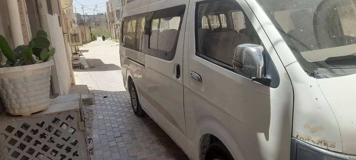 السلام عليكم هايكر رقم بغداد موديل ١٥ سياره جاهزه ومكفوله مكينه كير حداديه تبريد كله مكفول السعر ١٠٥ وبيه مجال ***********
