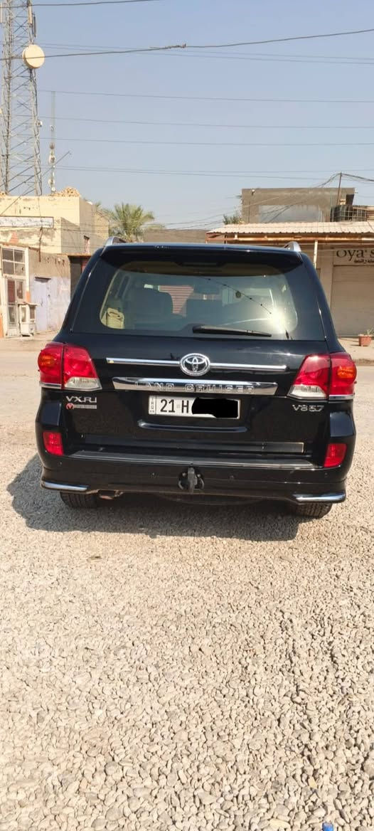 لاند گروز موديل 13 رقم سليمانية انكليزي فول مواصفات 8 سلندر5700 مجموعة لكزس قطرة صبغ ما بيهة مكينة و كير حالة الوكالة و سونارهة موجود هزة كاملة لمدة سنة 
السعر 3 دفاتر و 65 ورقة 
***********
