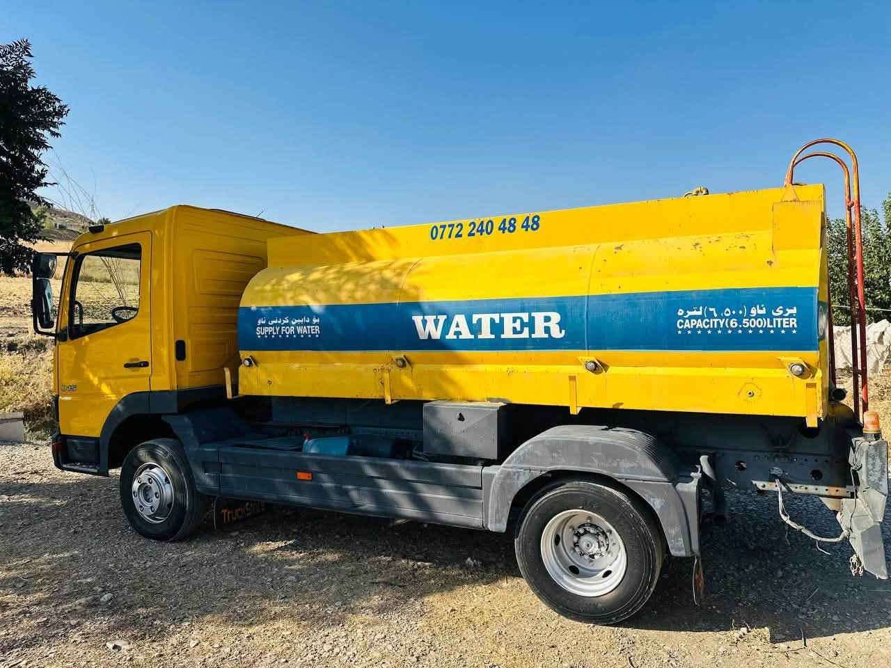 بەناوی خوای گەورە
***********
***********
ئەتیکۆ تەنکەر
2003
815چوار بستۆن
6برغو
6تایەی  تازەیە
گێڕ و مەکینەی بەشەرت
سەنەوی تازەیە
کامل سۆندەو مۆلیدەی حازرە
1درگای بۆیاخە
سەیارەکە مەزبووتە بچۆ بۆ ئیش یەکسەر
…………………..

بسم الله الرحمن الرحيم

***********
***********
أتيكو تانكر
موديل 2003
815 أربع بستون
6 برغو
6 تايرات جديدة
الكير والمكينة على الشرط
السناوي جديد
كامل سند ومولدة حاضرة
باب واحد صبغ بدون دةواخل
السيارة قوية وجاهزة للشغل فوراً
