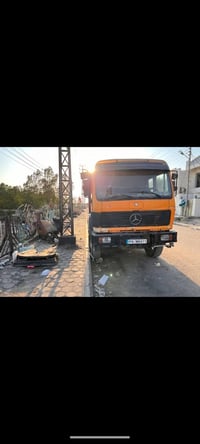راس تريله • الشاصي مقفول • رقم اصفر
