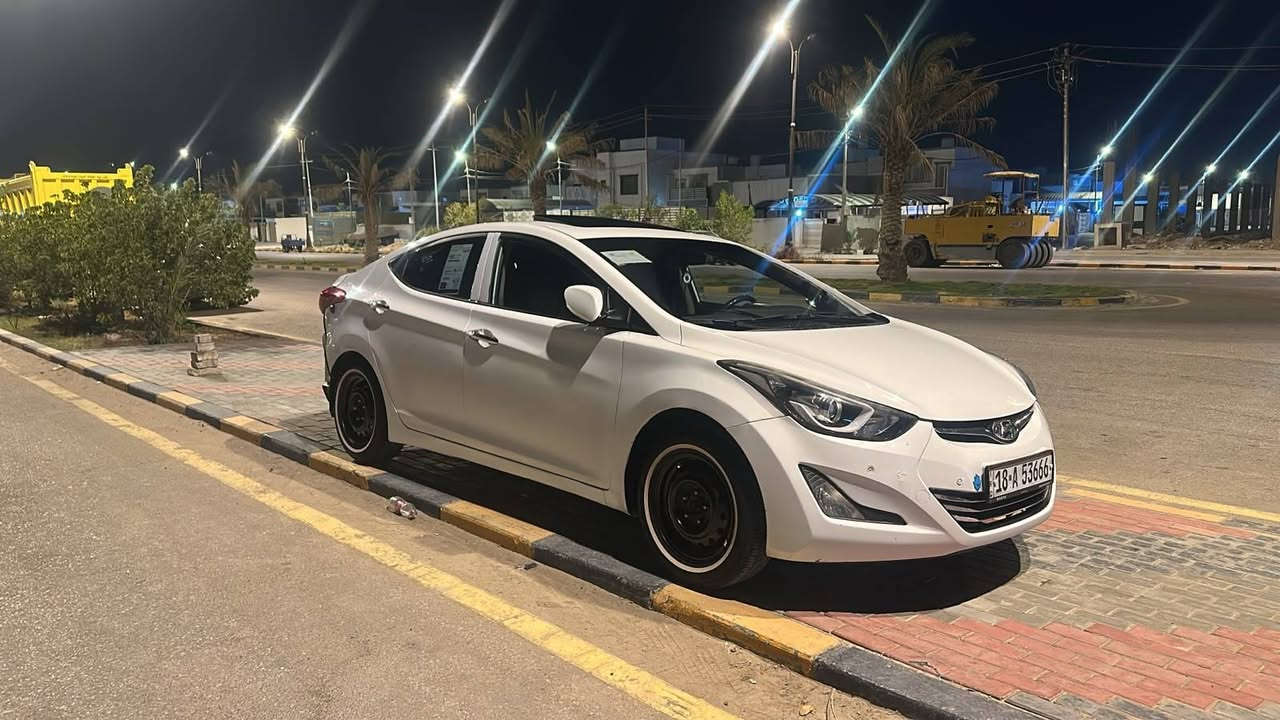 سياره النترا مظله والمواصفات موديل 14 فتحه بها السياره الشرايد كله خاص او مراوس حسب القناعه السعر بشده 10 وبيها مجال بها قطعتين شاملغ وباب ***********
