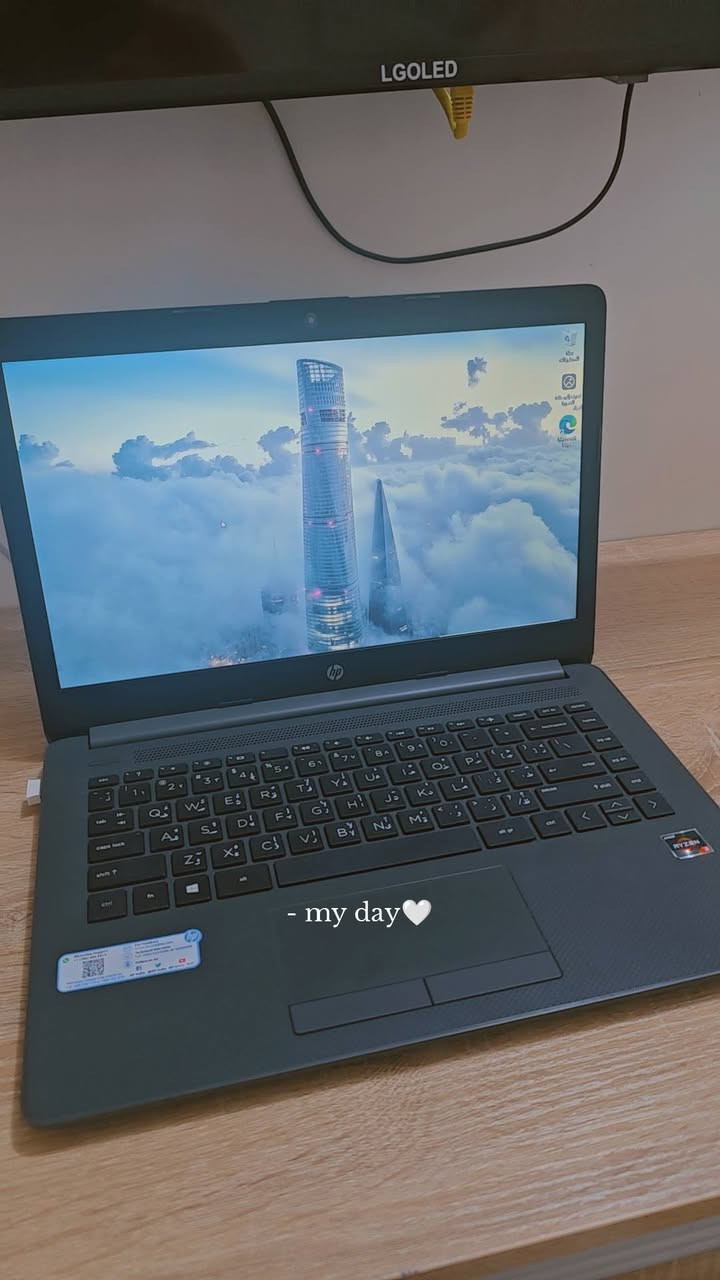 سلام عليكم لابتوب hp للبيع 
جهاز نظيف كلش واستعمال قليل فقط دراسة وبرامج اوفيس الله شاهد الجهاز يشغل العاب متوسطة شغلت علية حتى gta 5 وبعض الالعاب  الجهاز مواصفاتة
معالج رايزن 3
كرت شاشة خارجي 2 گيكة
ذاكرة تخزين عدد 2 
الاولى ssd 128
الثانية Hdd 1 تيرا بيات
رام 8 گيكا جيد جداً 
معفل علية وندوز 10 برو اصلي 
وباقي المواصفات موضحة بالصورة يجي ويا ماوس وكيبور هدية الجهاز كل ملحقاتة موجودة الشاحنة اصلية وايضاًالكارتون الخاص بي
رايدة بي 350 وبي مجال 
للاستفسار ***********
