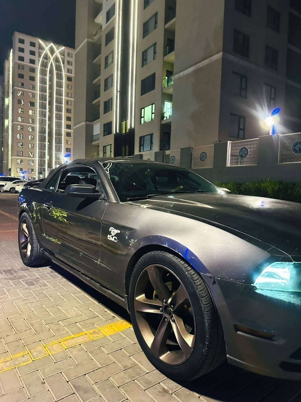 موستنك كشف • ٢٠١٤ • ٨٩٠٠٠ ميل