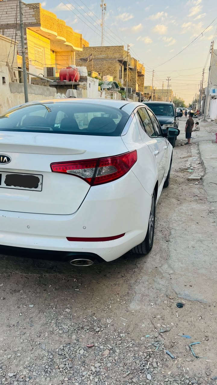 KIA
كيا اوبتما خليجي بدون لا صبغ ولا تبديل
رقم اربيل نكليزي تريد تحويل تريد وكاله
موديل 2012
محرك 2400
 بصمه
 حساسات خلفيه
 اشاير بل مري
 شفتات تحكم جهتين
 تبريد قطعتين
صندوق ذكي
 اشاره ترحيب عند الدخول
العنوان ميسان العماره 
للأستفسار اتصال او المراسله
***********
***********
