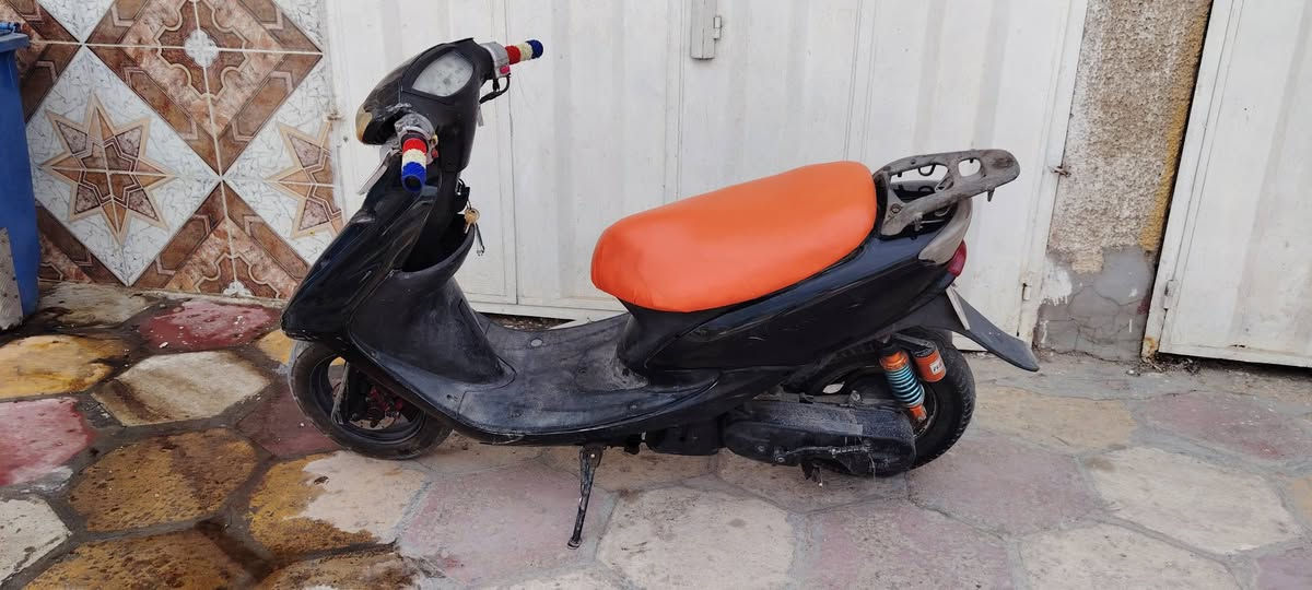 سلام عليكم عصفوريه نضيفه سلف هندر شغاله رايده ب225رقمي***********
