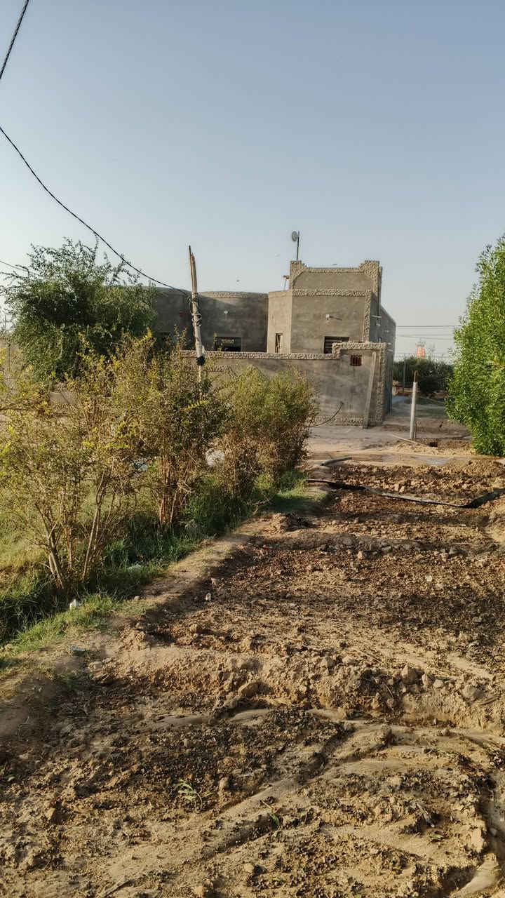 للبيع بيت قرب شارع الرابط نجف كربلاء عامود 350 مفرك الحماد مع دونم  الأرض مزروعه  وتحوي على...بير ارتوازي مع ماطور كهربائي ...طريق رسمي خطين كهرباء  ...ماء اساله خطين  ومدرسة ابتدائيه يبعد عن شارع الرابط بين كفل نجف شارع الحماد ٣٥٠متر  وتبعد عن الشارع العام كربلاء نجف ٨٠٠متر السعر 65 وبي مجال للشرايي
رجاء بس الشراي يراسل أو اتصل ***********....***********...
