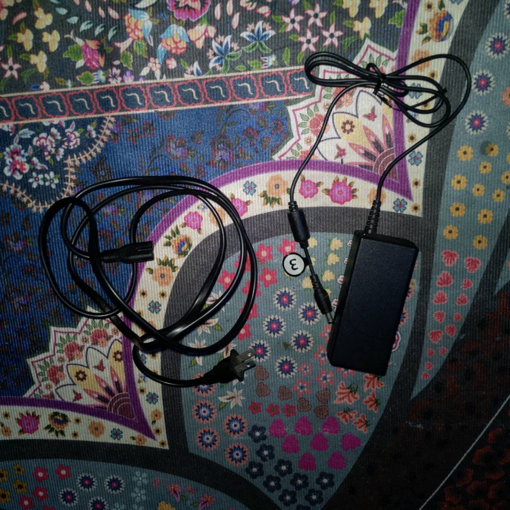 نضارة الواقع الافتراضي Vr للبلي فور جديدة غير مستخدمة فقط بعض النقوصات راسل واتساب للستفسار