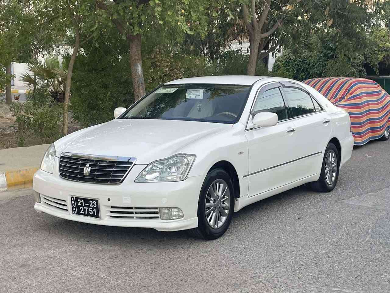 بەناوی خوا شاهینە مووس2005 ناوزەرد مەکینە 180یەک پارجە بۆیاخ ئەوروپای هەیە بێ دەعمو لێدراوی سەقڤی جوانە تەقەو ڕەقەو مەکینەو کێڕ بەشەرت دە ڤیتەر جرکو کڵایە ببره ویلی نەوتی بیلاد تایەی تازە ناو دەری سڤرە شوێن باوەنور/کەلار ***********کۆدی هەیە61 مەعمەلە

