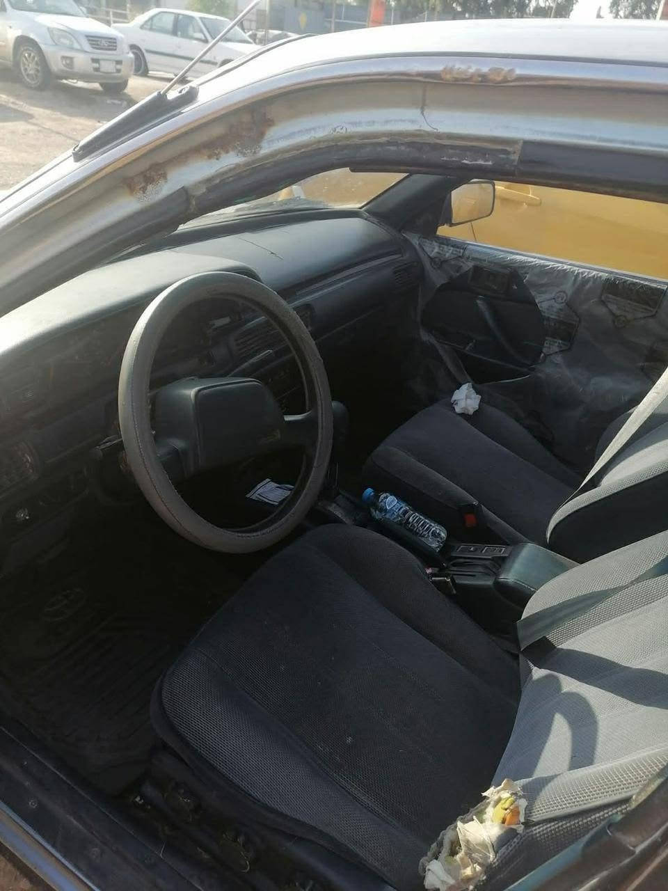 سياره كامري موديل 91 ومحرك 2000 ابو الجف سياره ما بيها قطره صبغ شرط محرك وكير المكان بغداد سعرها 41 وبيها مجال *********** رقم انجليزي ثاني يوم تحويل
