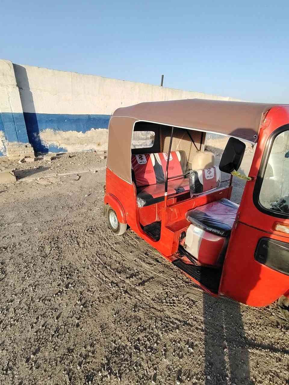سلام عليكم تكتك للبيع موديل ٢٠١٩ شهر ١٠ تكتك خير من الله بوجهك لشارع مرقم نكليزي التكتك بيه صبغ بل صفحه سعره ٥٥٠٠ وبيه مجال بسيط مكان التكتك بغداد الكماليه رقم *********** شراي خابر وتدلل
