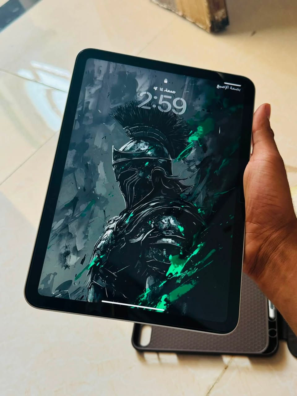 iPad 10
ايباد جيل ال10
ذاكرة 256GB
A14 Bionic معالج
حجم الشاشة 10.9
البطارية 88%
Momax مع قلم
علبة الايباد موجودة والجهاز ماستر جديد مأخذه للدراسة والان ما محتاجة
ما داخل اي تصليح وما بيه اي مشكلة شرط الفحص
Momax مع قلم
الايباد سعرة500 وبيه مجال بسيط حك جيتك 

واتساب ***********
