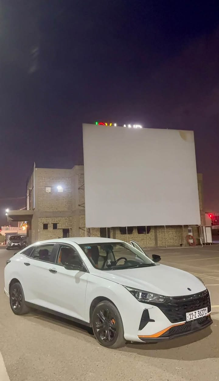 شاين ٢٠٢٥
ماشيه ٥٦ 
بغداد حي الجامعة

سعر ١٠٥ ورقة 
***********
