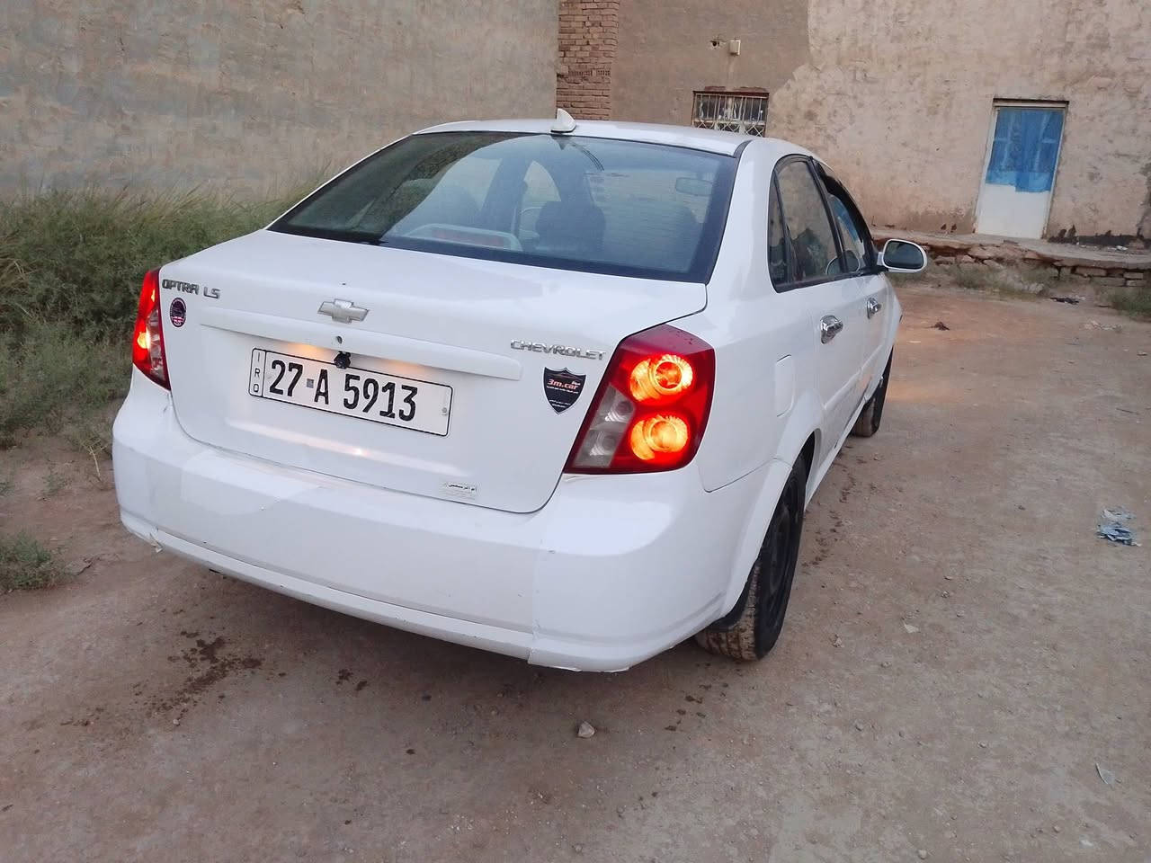 اوبترا موديل 2011 فول اوتوماتيك محرك وكير حاويه لاتنقيص ولا تبخير على الفحص تخم تاير جديد تبريد شغال بيه  4 قطع صبغ بدون دواخل رقم  انكليزي سنويه وهزة جديده بسمي مكانها بالقاسم السعر 60/ وبيه مجال للشراي ***********
