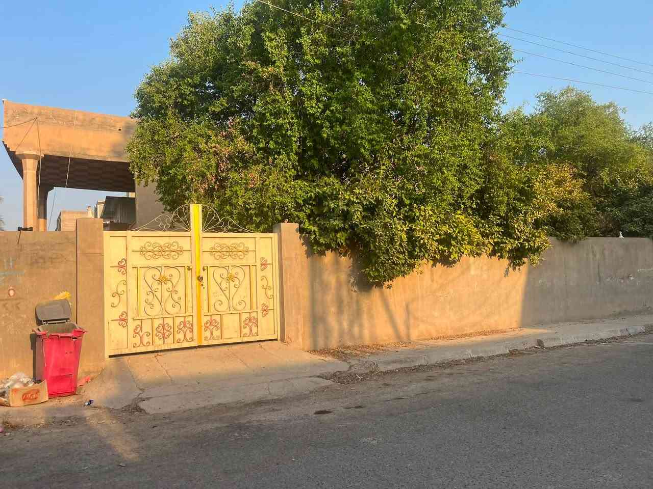 للبيع قطعه ارض حجة ركن 
 

الموقع - جمعية الامام - حي الزهراء - خلف حسينية الزهراء ع 

 

المساحه  ( ٢٦٠ ) مترً

السعر ٧٧ مليون وبيه مجال 

الواجهه ٢١ متر 

النزال ١٢،٥ متر 

مزروعه حديقة 

تبليط وخدمات ومجاري وركن 
مسيجة 
 
للاستفسار اتصل ( *********** )  ( ***********) 
ملاحظه
