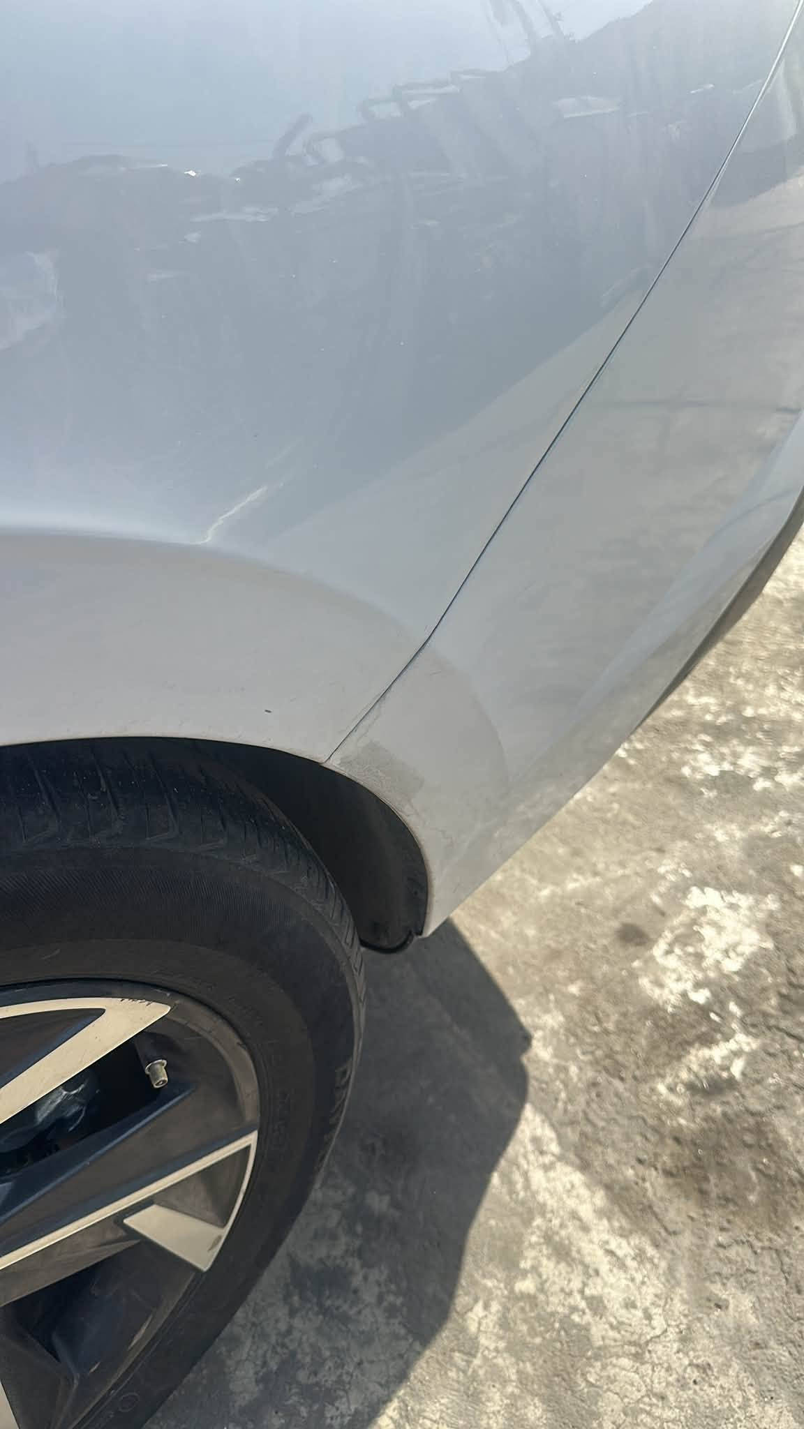 ماشيه 49 الف km
رقم أربيل بيهة ملاحضات بسيطة 
المواصفات فوووول 1-محرك 1500 دبل نوزل دوش2- شاشه ديجتال 3-بصمه 4-كشنات جلد 
5-هند بريك بصمه 6-اوتو هولد 7-فتحه سقف               
8-محرك 1500دبل نوزل 9حساس لايت /حساس خلفي بلادي 
حساس أمامي بلادي 10-تبريد قطعتين
11-كاميرا خلفيه بلادي /جي بي اس /نضام تشغيل الكاميرات 
شاشه  كبيره اصلي ابل كار بلي  /نضام ترحيب /مري شفط
12-نضام مود درايف إيكو وسبورت و عادي /تحكم ستيرن فول 
13-ويل كب كروم حجم 1 /لد امامي نهاري /مانع انزلاق
مانع انحدار / لايت عدسات زنون  /ايرباكات /جهاز موازنه ABS 
 السعر 💰 137 وبيهه مجال 
📍العنوان: بغداد الكرادة 
رقم الهاتف :***********
