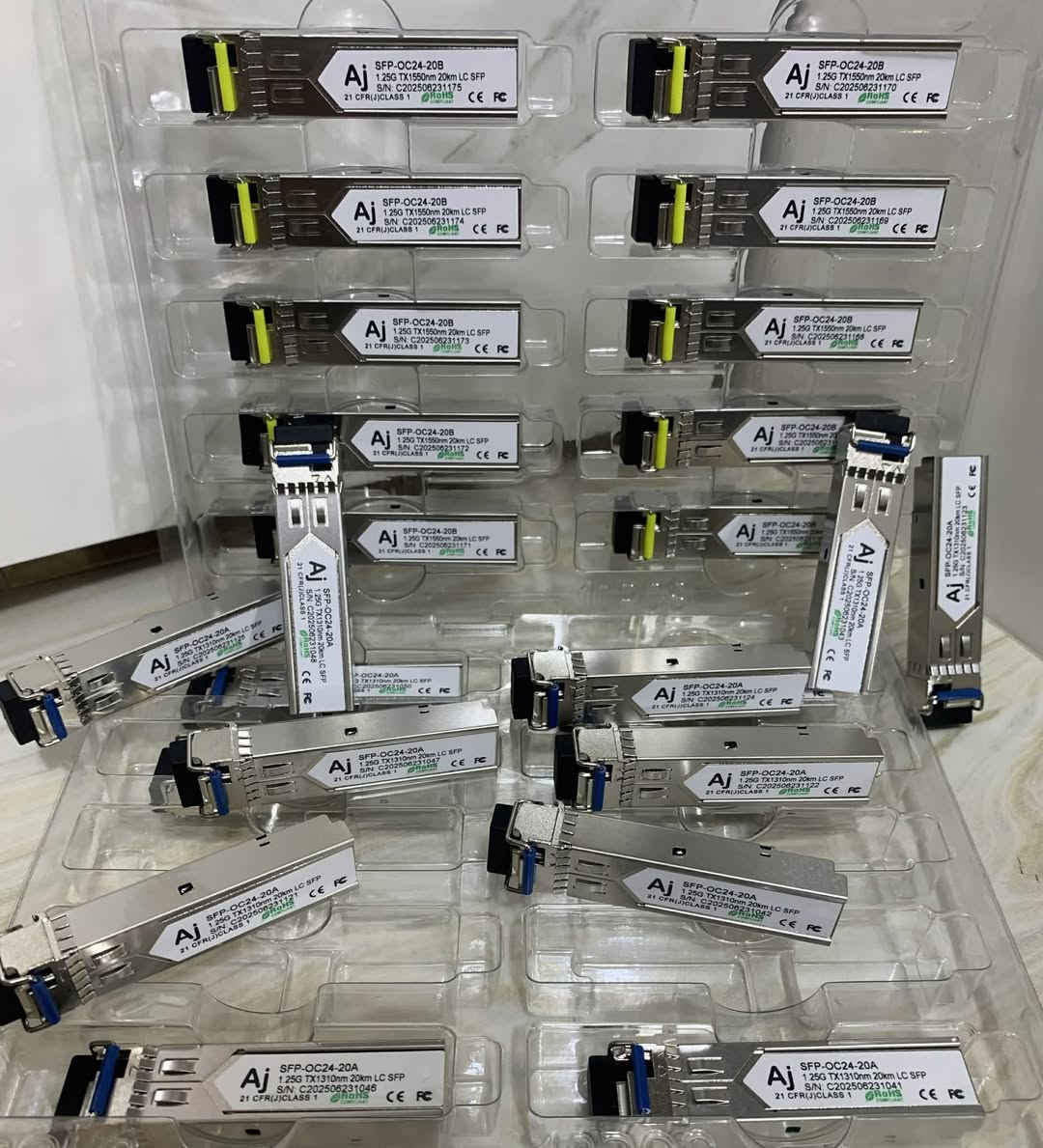 تحية طيبة 🙏🏾

Aj مركز جمان للألكترونيات

 واتساب للحجز. *********** 📞

متوفر لدينا 

🔷🔷 SFP GPON OLT ( C + + + +) 🪶

🔷🔷  SFP Epon OLT     ( C + + + + )🪶

2.5 G —- TX 1490 - RX1310 Mm ( 20 Km ) 

SC - 9 dbi

الموديل الثاني 1.25G single ,mode single fiber Tx-1310-Rx 1550nm -LC Sfp modules - الناعم 
 
الموديل الثالث 
10G Duplex 1310nm-Lc 10km sfp 

💥💥لدينا اسعار للجمله💥💥

📍📍 بغداد شارع الصناعه مجمع التميمي ط1

يوجد لدينا خدمة 🚚
