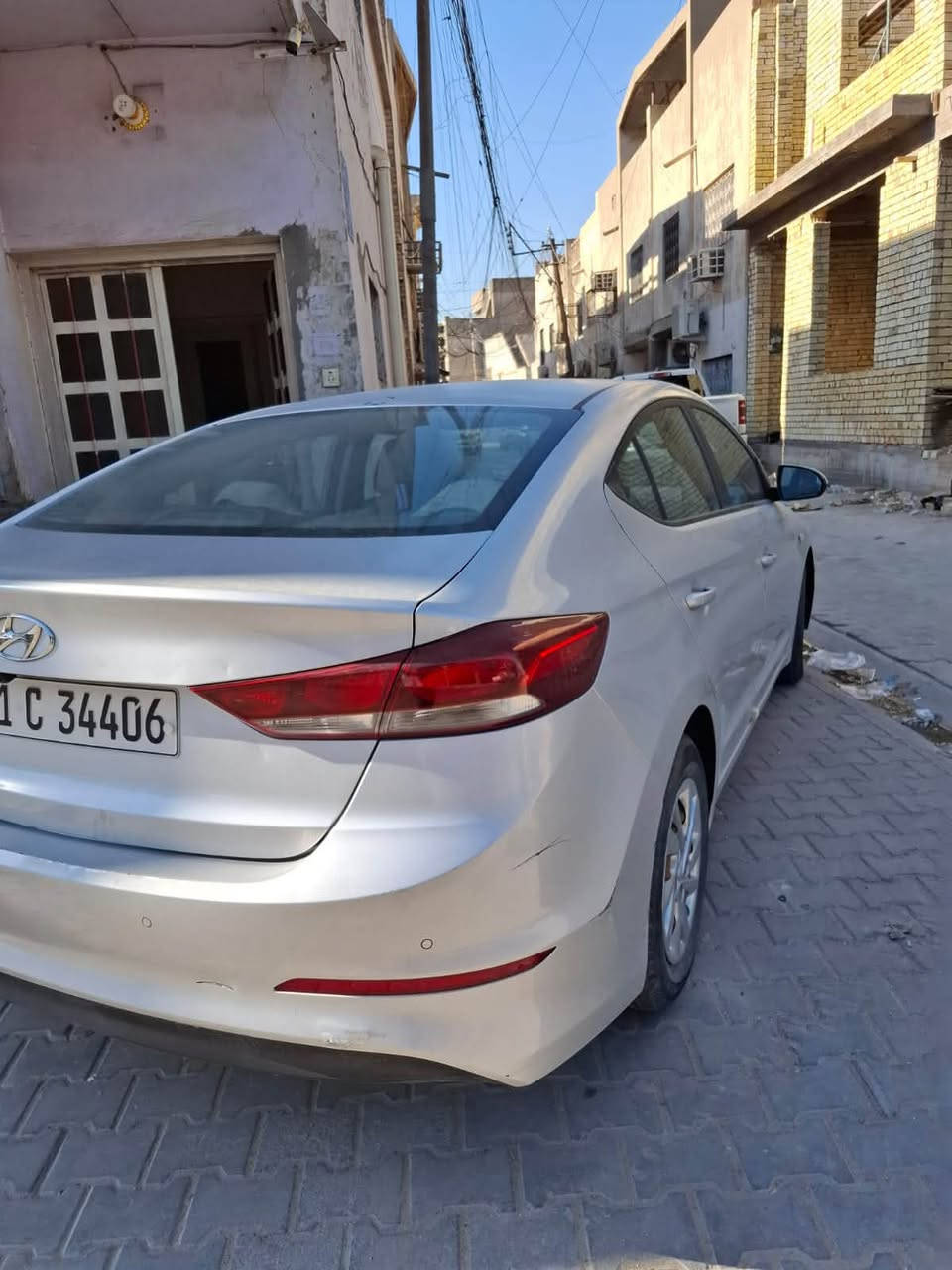 النترا موديل 18خليجي تبريد قطعتين سياره جاهزه ومابيهه اي نقص بيهه قطعه وحده فقط بنيد مبدل اربعه دسك مري كهرباء محرك 1600 خليجي للتصال *********** رقمهه سليمانيه السعر 120
