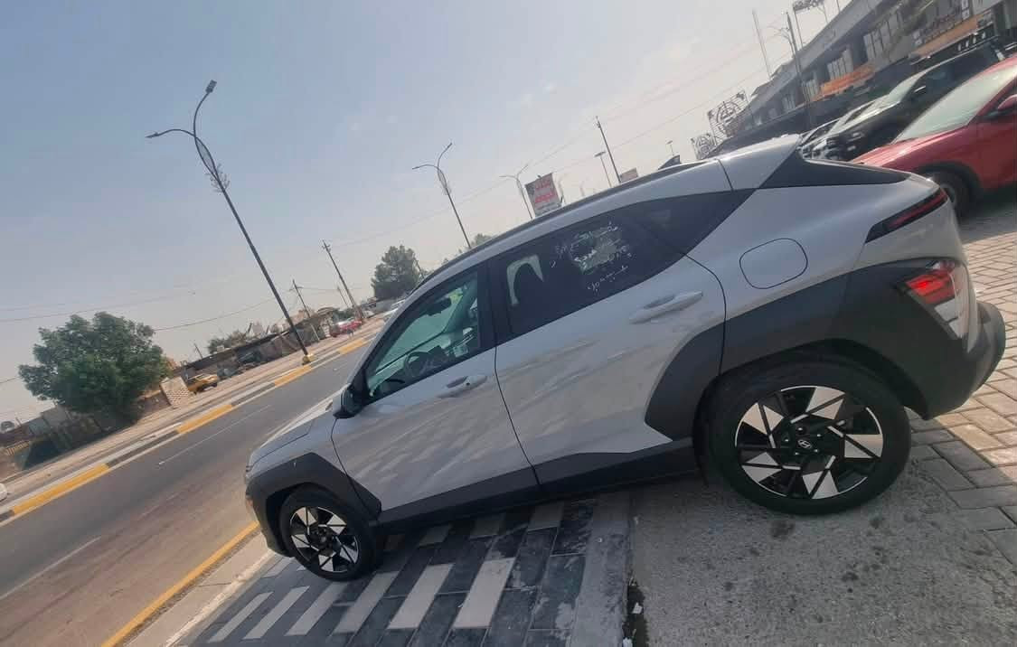 كونا موديل 2024 وارد امريكي
ماشيه 13
مرقمه بغداد 
الحادث موضح بصوره
رقمي ***********
