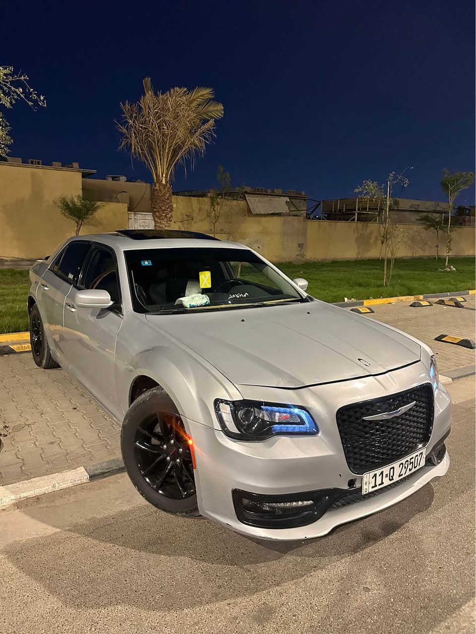 اوباما c300
2019
معلايه لل2022
بيها جاملغ امامي مبدل 
الباب الايمن الوره بي رصعات صغار اثر بارد بلامارات ممصلحينه عدل 
وباقي السياره كفاله 
ماشيه 162 كيلو
للبيع او المراوس بجالنجر
ب169
*********** البصرة, العراق

