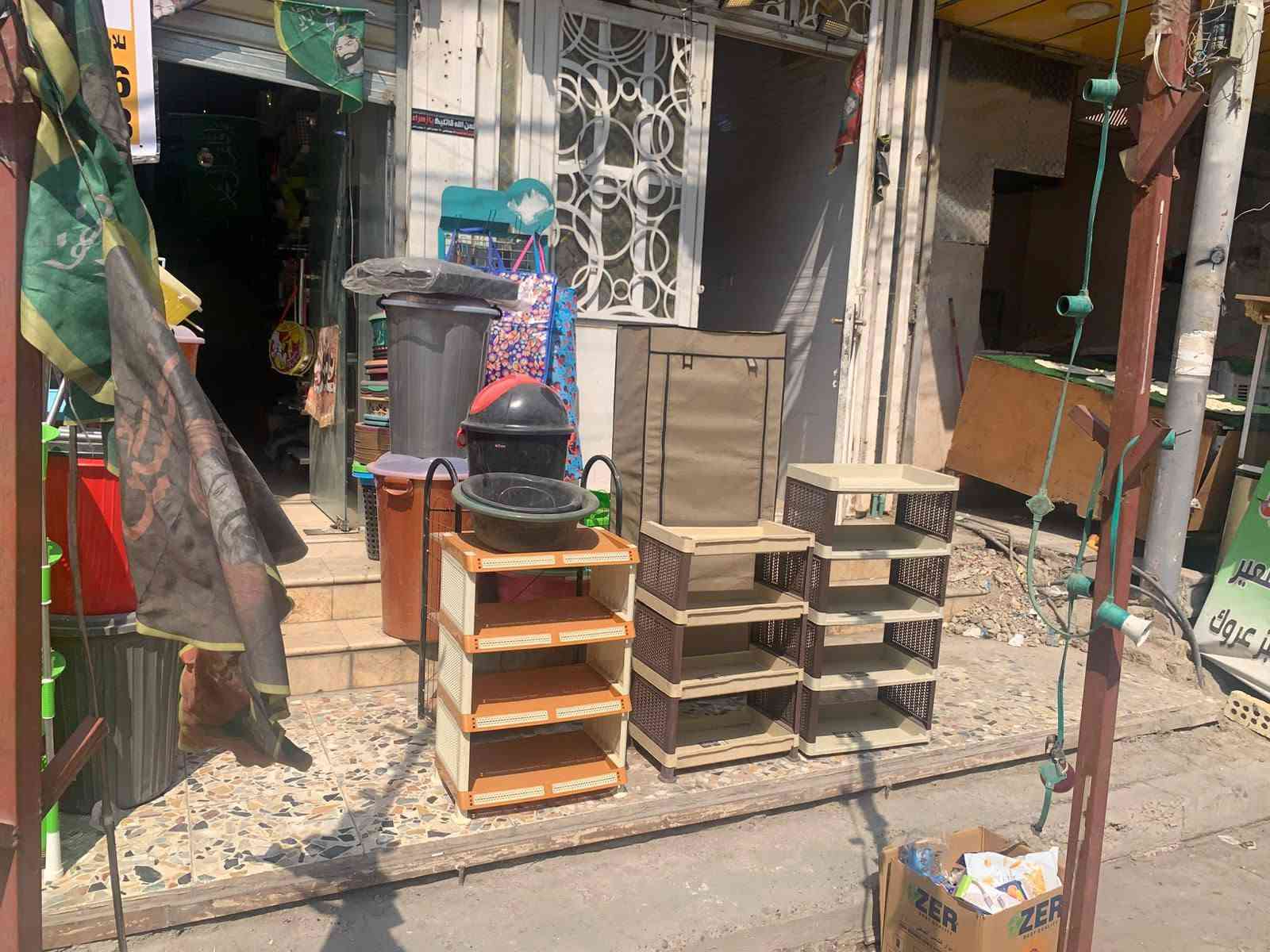 محل تصفية كفائات السيدية شارع كنانه مجاور افران الرحمن

نص مكتوب في الصور:
- يحتوي على 3 شقق و محلين
- للاستفسار الاتصال او المراجعة شركة القريني
- ***********
- ***********